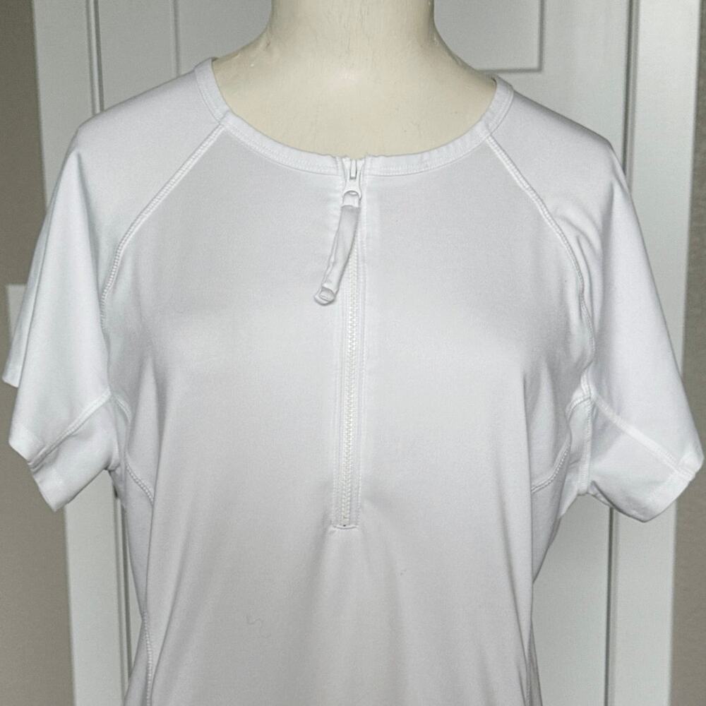 Title Nine Sunbuster Short Sleeve Pullover 1/4 Zip in White Size L Activewear - Picture 6 of 9